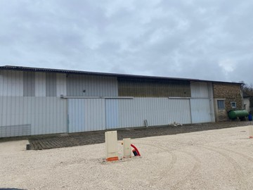 logistics - Entrepôt À Louer - featured