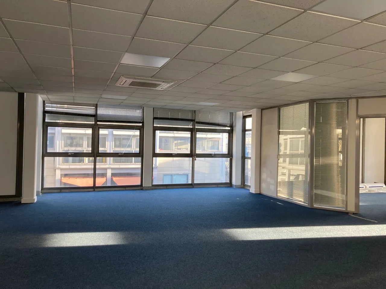 logistics - Mixte Activités / Bureaux À Louer - gallery - 5