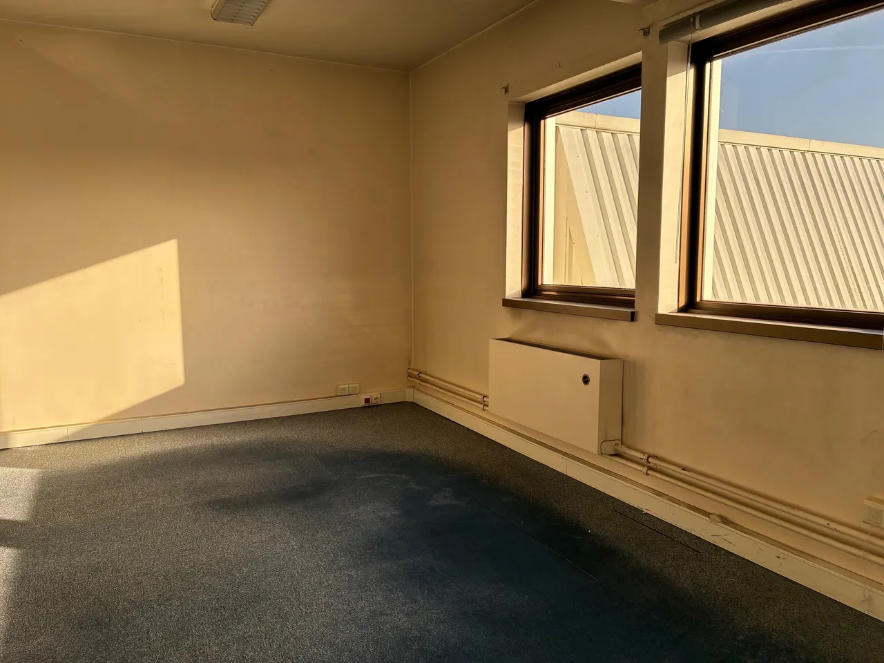logistics - Warehouse For Rent - gallery - 5