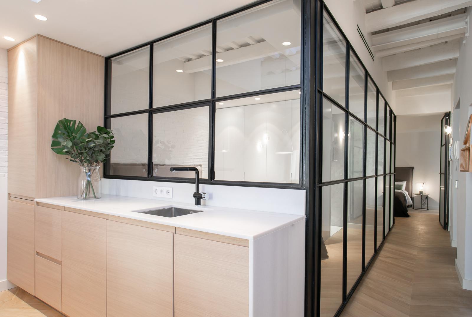 living - Piso de 76m² en alquiler en El Born, Barcelona - gallery - 6