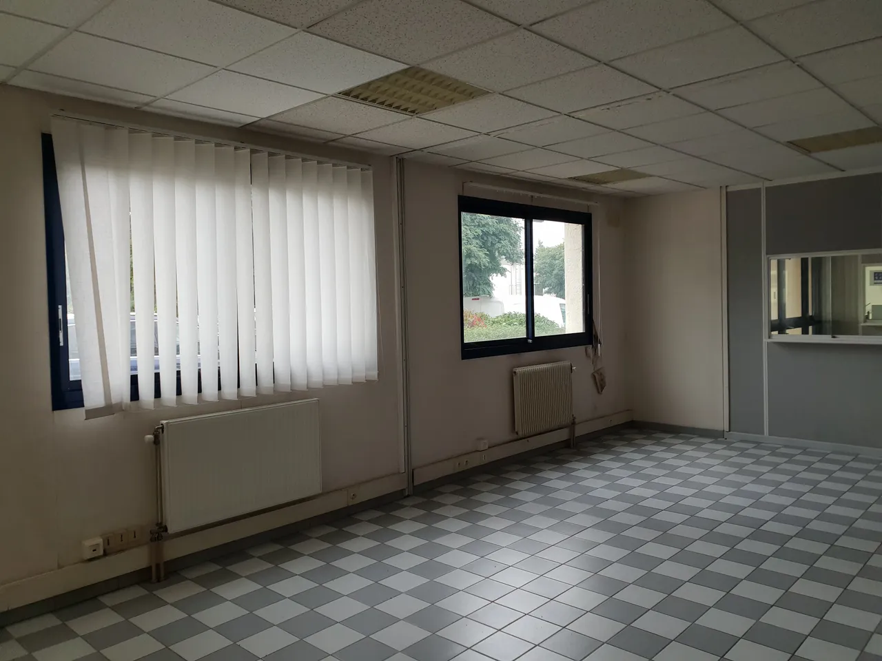 logistics - Activités / Bureaux À Louer - gallery - 5