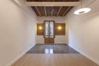 living - Piso de 84m² en venta en Eixample Derecho, Barcelona - gallery thumbnail - 4