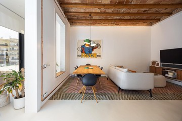 living - Piso de 100m² en venta en Eixample Izquierdo, Barcelona - featured