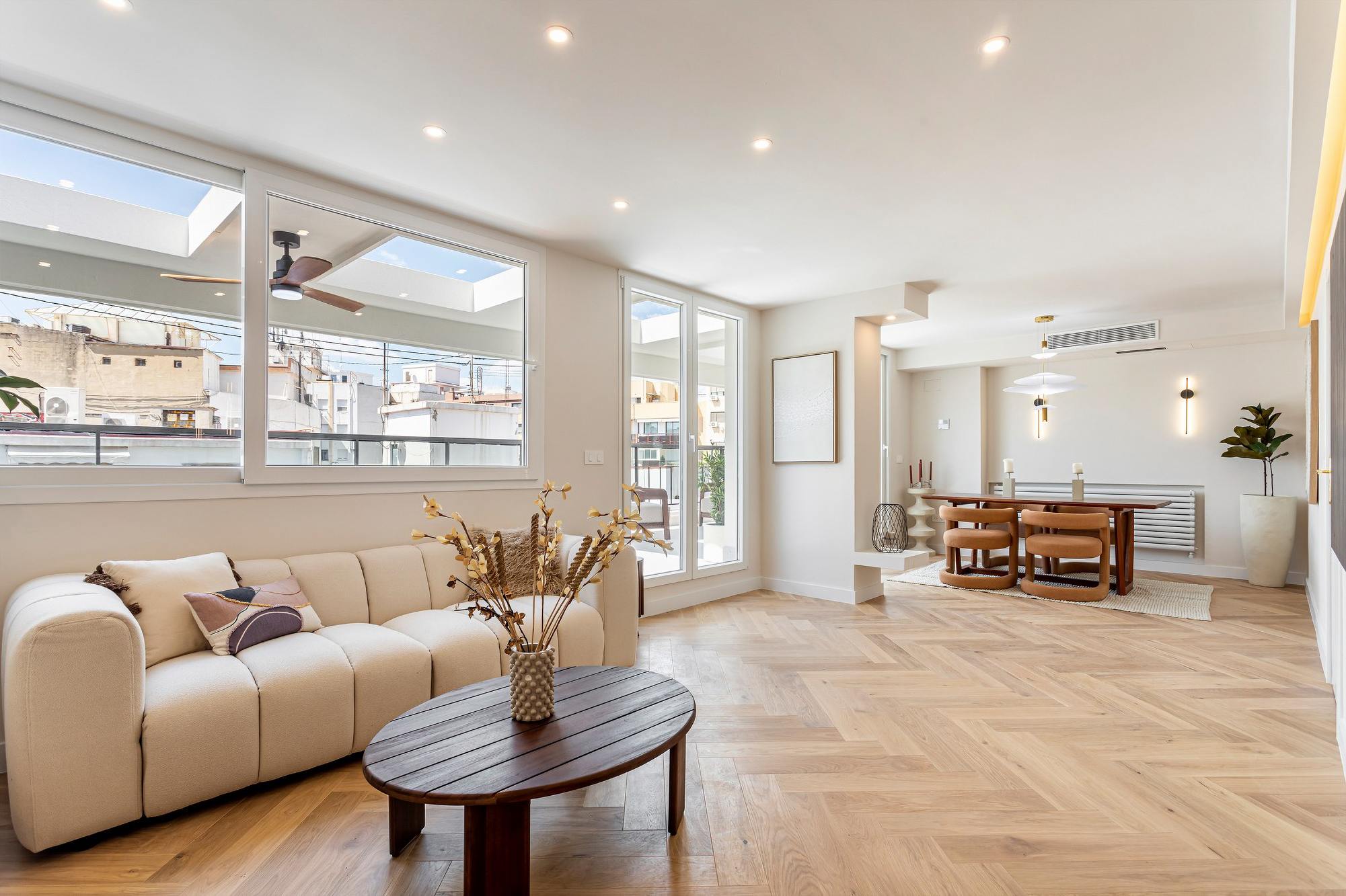 living - 151m² penthouse with 25m² terrace for sale in El Pla del Remei - gallery - 4