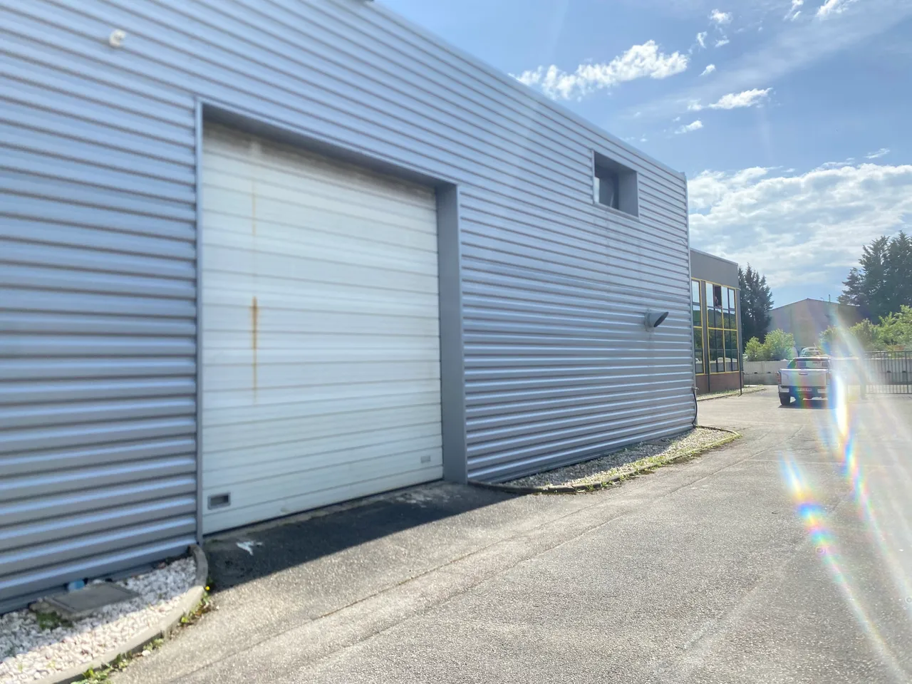 logistics - Light Industrial Premises / Offices For Rent - gallery - 2