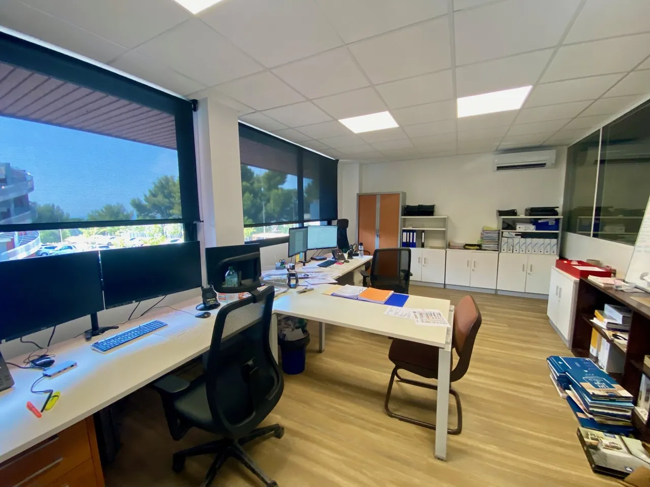 retail - Services / Showroom À Louer - gallery - 4