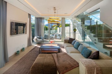 living - Casa / villa de 264m² con 151m² terraza en venta en Nueva Andalucía - featured