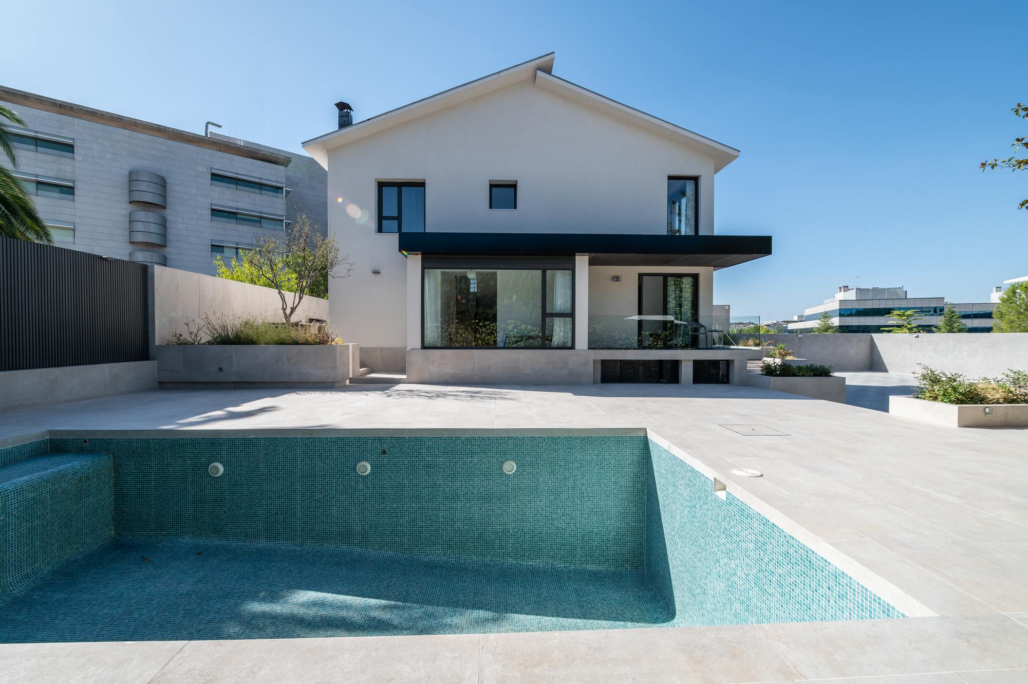 living - Casa / villa de 243m² con 9m² terraza en venta en El Soto de la Moraleja - gallery thumbnail - 3