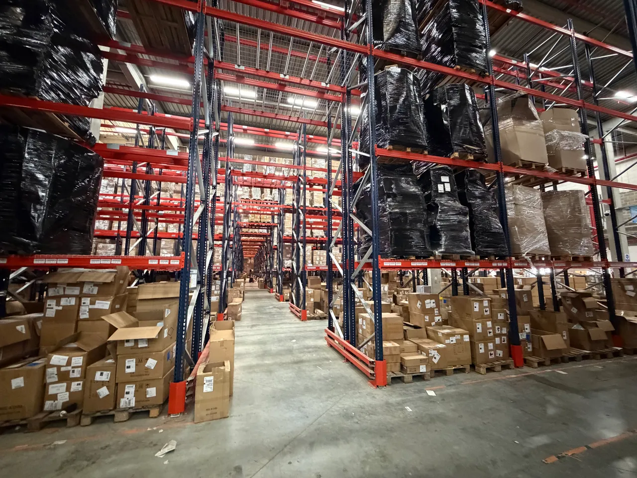 logistics - Logistics Warehouse For Rent - gallery - 4