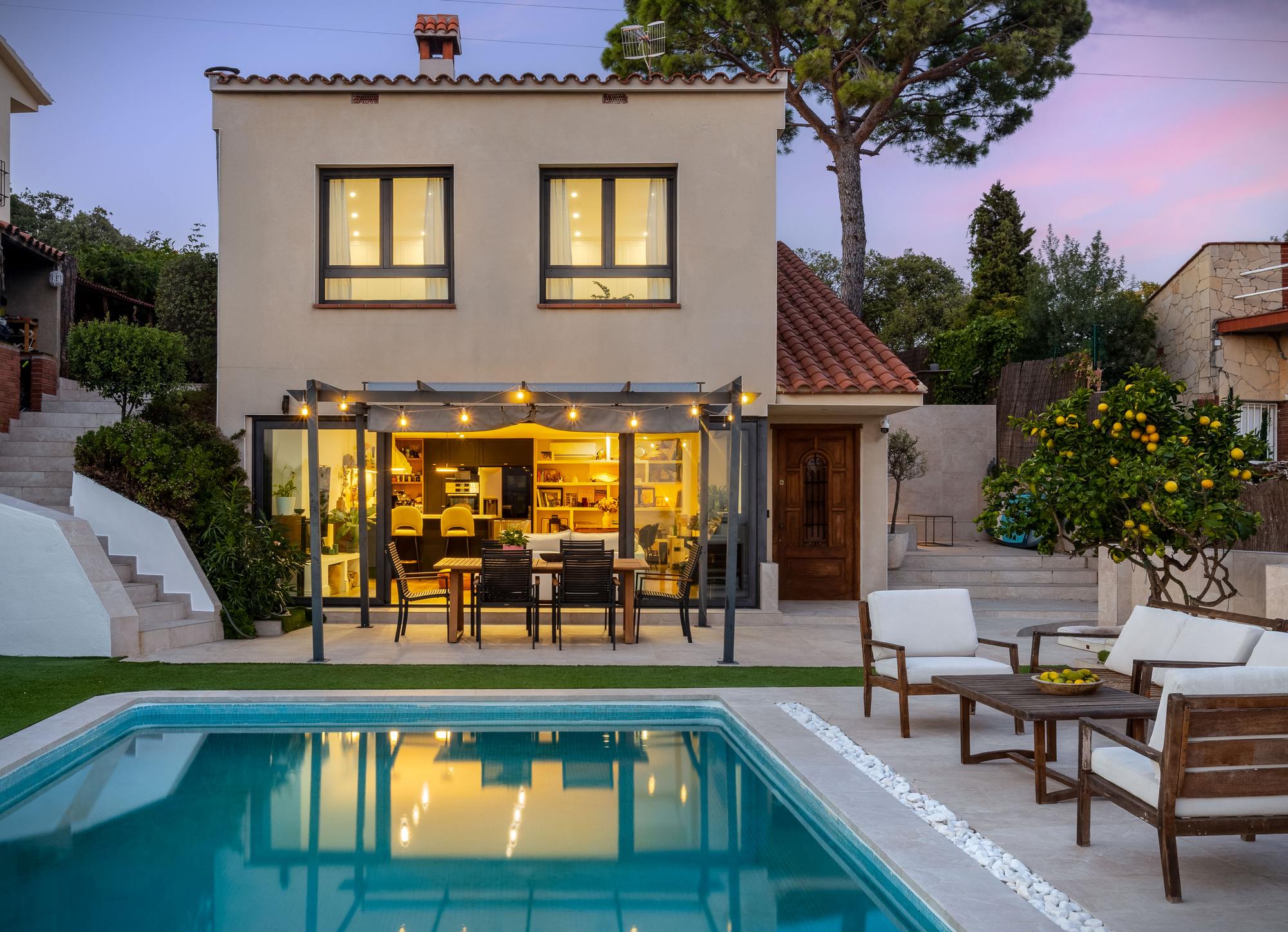 living - 262m² house / villa for sale in Alella, Barcelona - gallery thumbnail - 2