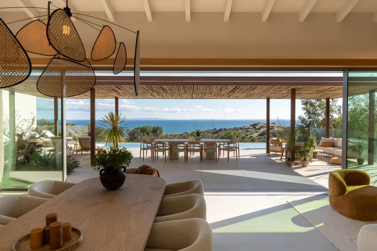 living - 730m² house / villa with 340m² garden for sale in Ibiza Town - gallery - 7