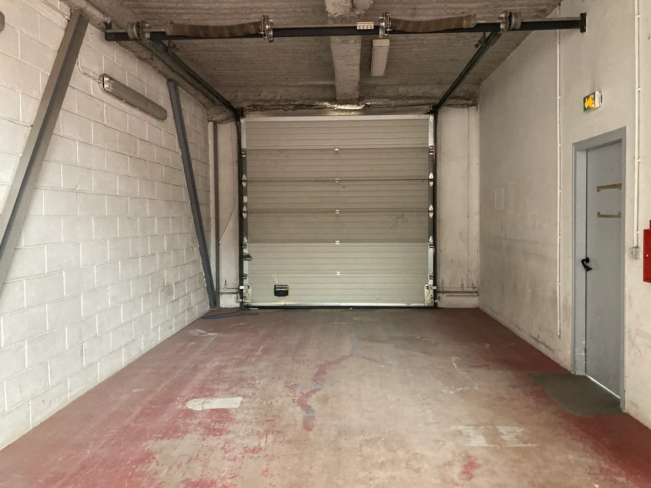 logistics - Activités / Bureaux À Louer - gallery - 3