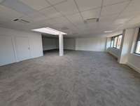 logistics - Activités / Bureaux À Louer - gallery thumbnail - 10