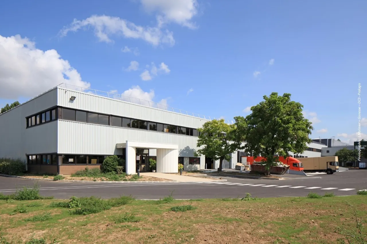logistics - Logistics Warehouse For Rent - gallery - 5