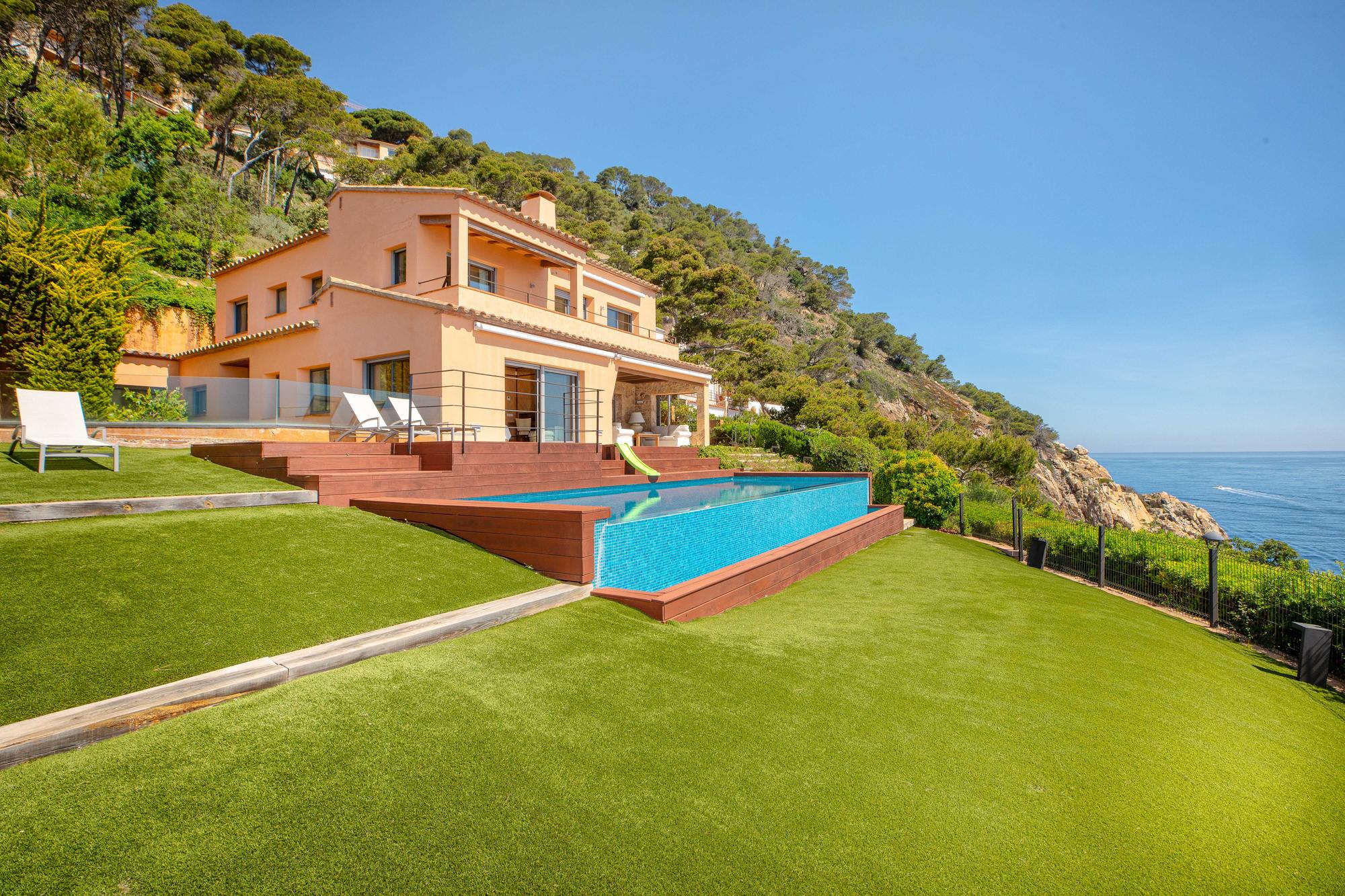 living - Casa / villa de 458m² en venta en Llafranc, Costa Brava - gallery thumbnail - 4