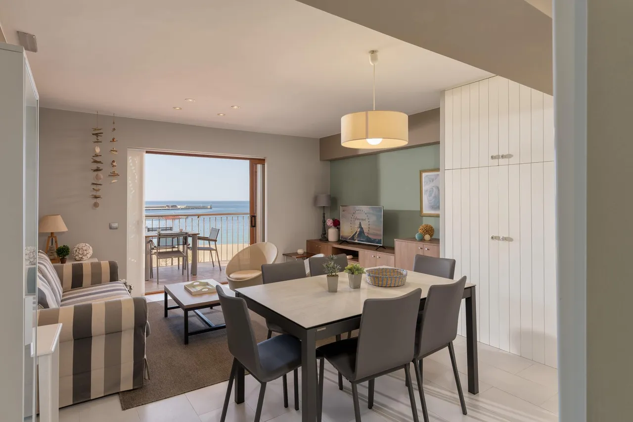 living - Piso de 63m² con 8m² terraza en venta en Palamós - gallery - 10