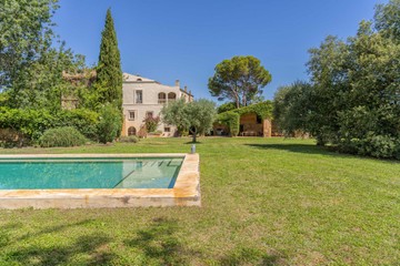 living - Casa rural de 623m² en venta en Alt Empordà, Girona - featured