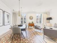 living - Piso de 133m² en venta en Eixample Izquierdo, Barcelona - gallery thumbnail - 1