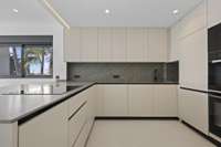 living - Golden Hills - Villas y áticos contemporáneos en El Paraíso, Estepona - gallery thumbnail - 7