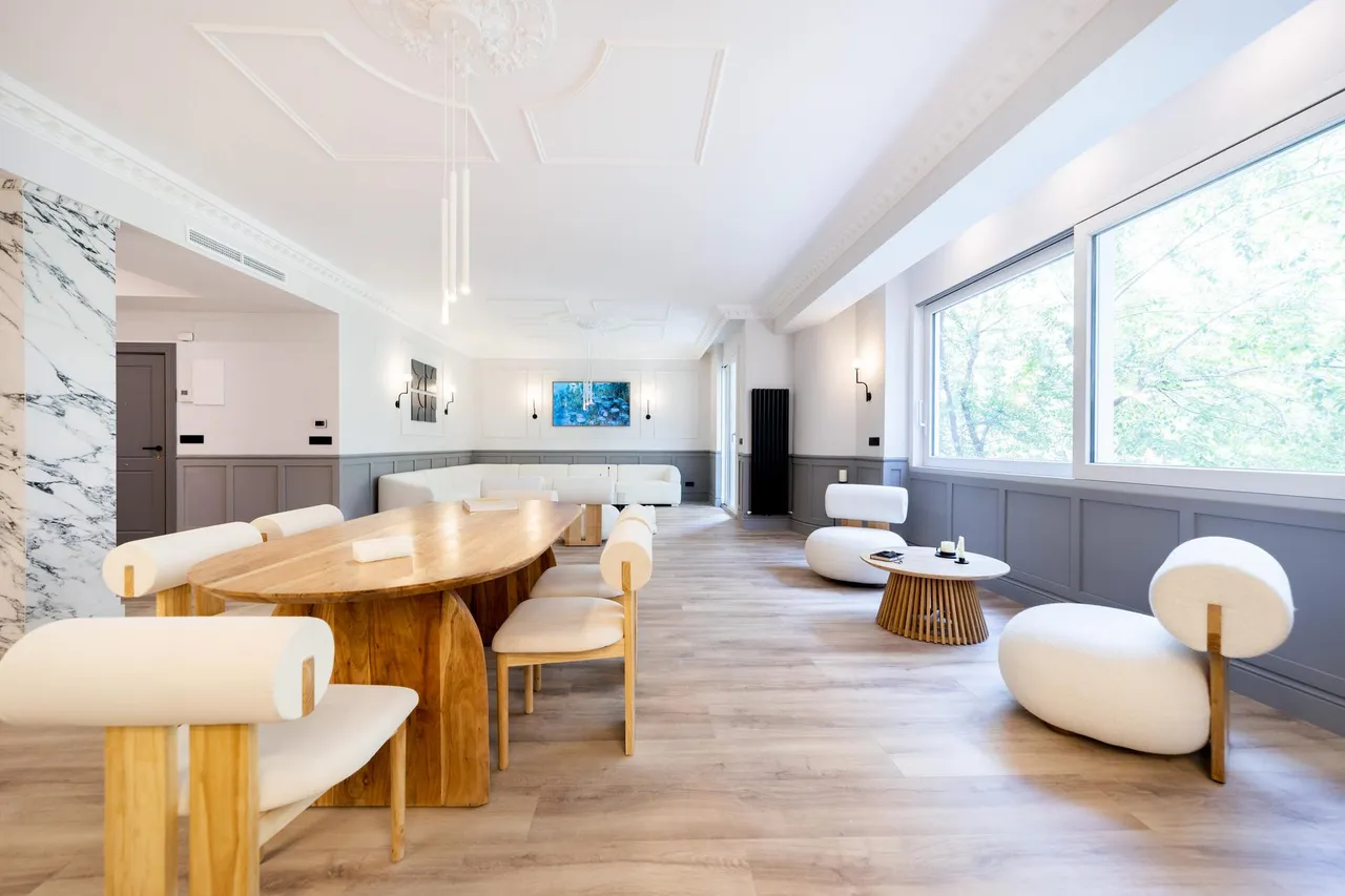 living - Piso de 265m² en venta en Goya, Madrid - gallery - 4
