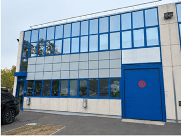 logistics - Activités / Bureaux À Louer - featured