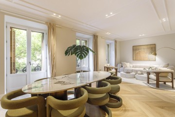 living - Piso de 426m² en venta en Recoletos, Madrid - featured