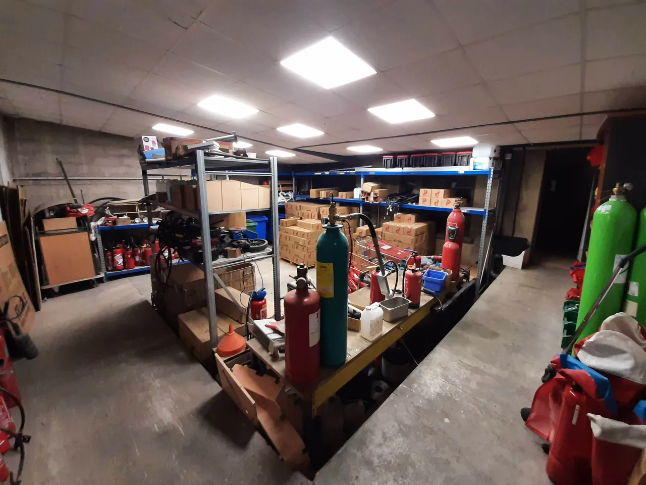 logistics - Light Industrial Premises / Offices For Sale - gallery - 8