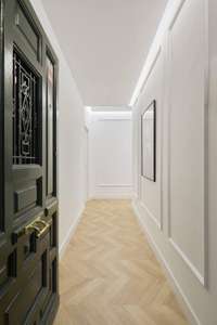 living - Piso de 91m² en alquiler en Malasaña, Madrid - gallery thumbnail - 2