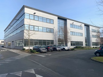 logistics - Mixte Activités / Bureaux À Louer - featured