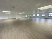 office - Bureaux À Louer - gallery thumbnail - 4