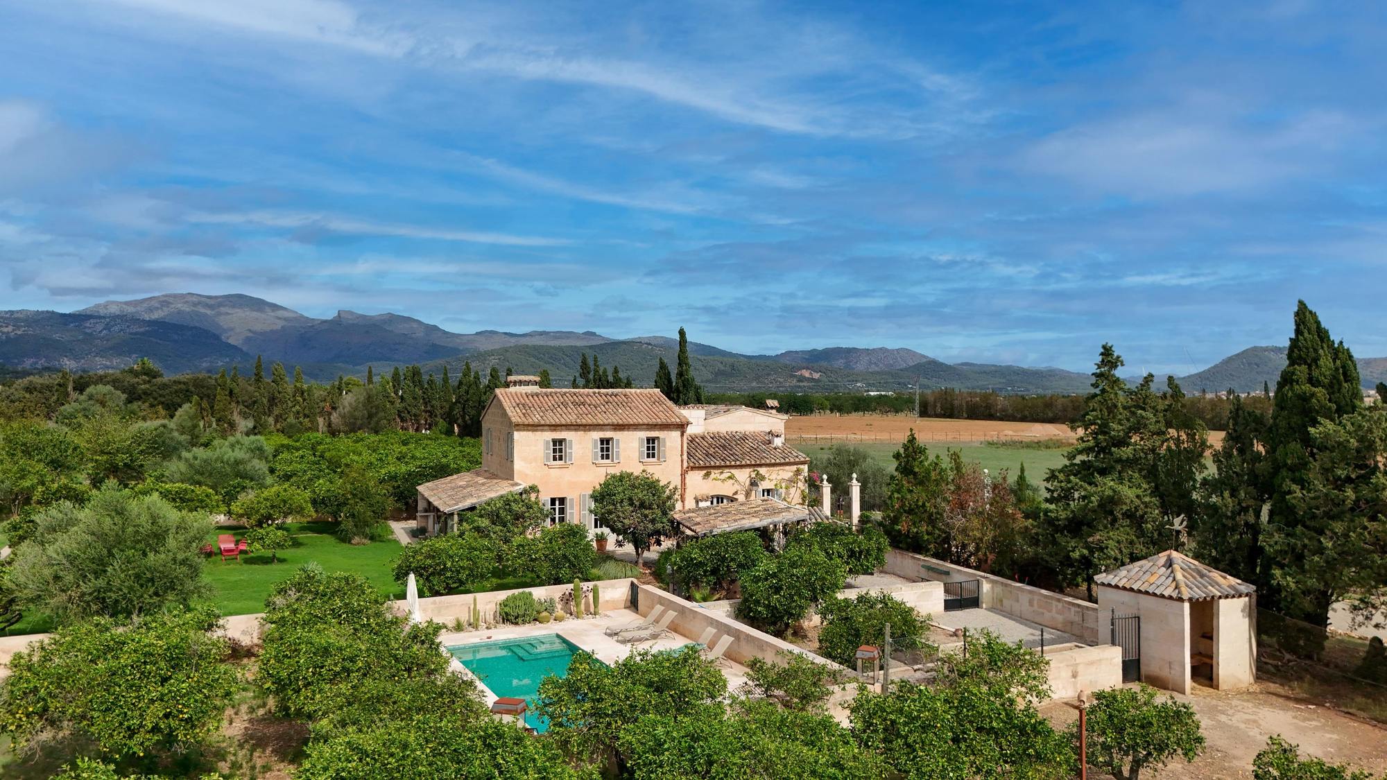 living - Casa rural de 485m² con 106m² terraza en venta en Sa Pobla - featured