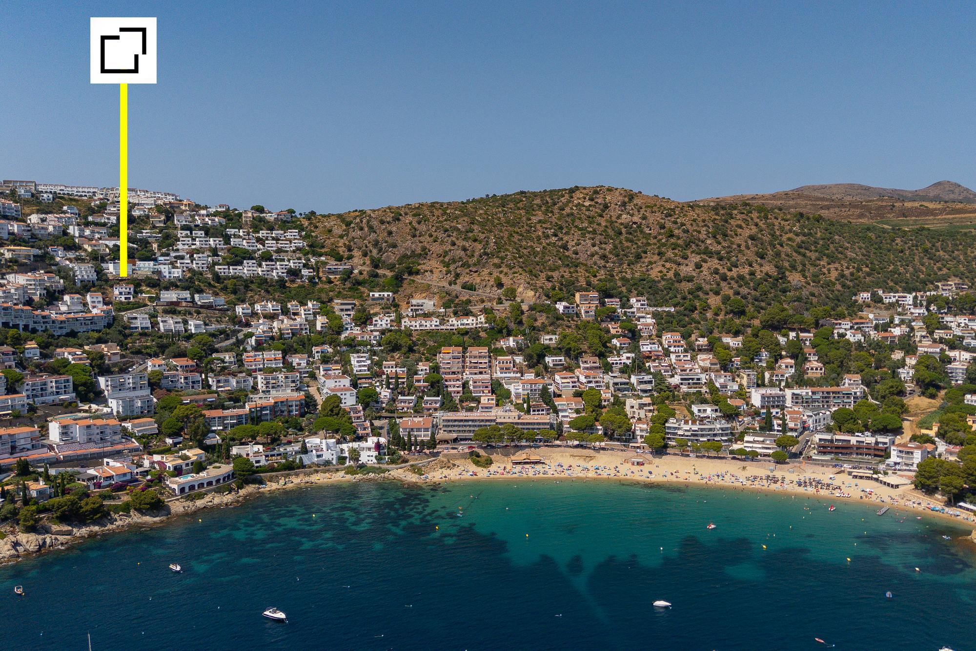 living - Casa / villa de 260m² en venta en Bahía de Rosas - gallery - 4