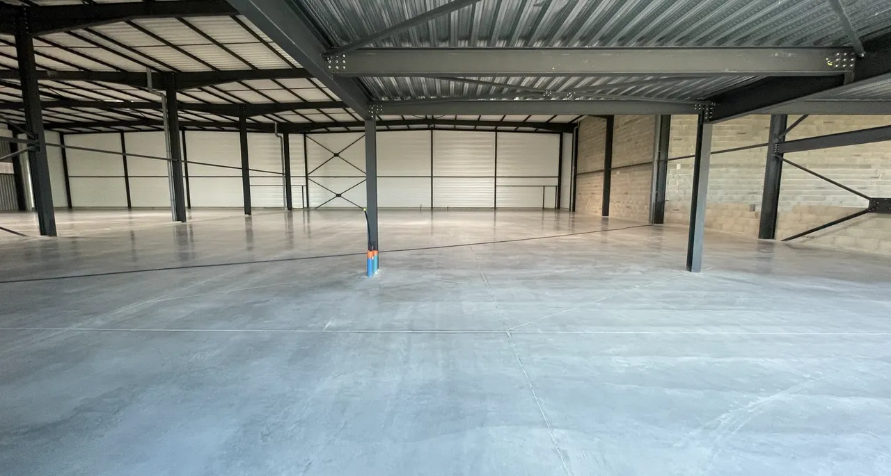logistics - Activités / Bureaux À Louer - gallery - 5