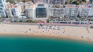 living - Infinity Lloret - featured