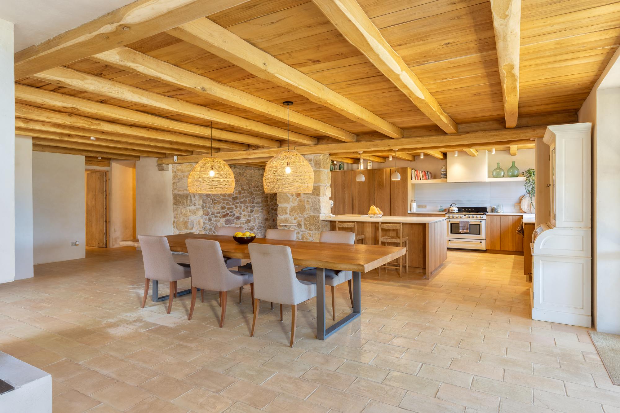 living - 1,132m² country house for sale in Pla de l'Estany, Girona - gallery - 9
