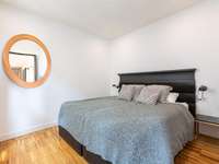 living - Piso de 101m² en venta en El Raval, Barcelona - gallery thumbnail - 10