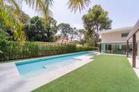 living - 326m² house / villa with 80m² terrace for sale in Godella / Rocafort - gallery thumbnail - 7