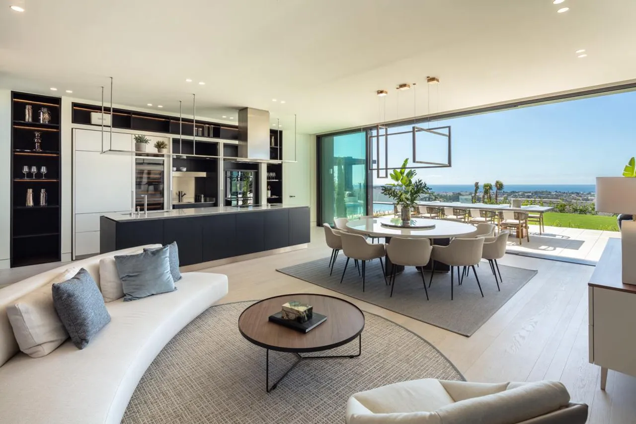 living - Casa / villa de 851m² con 293m² terraza en venta en Quinta - gallery - 10