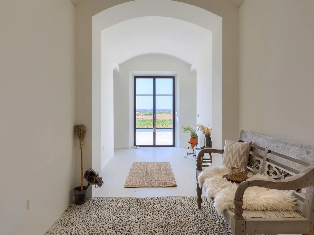 living - 718m² house / villa for sale in Montuïri, Balearic Islands - gallery - 6