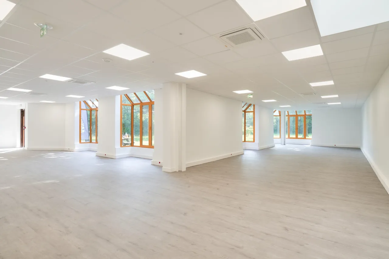 logistics - Activités / Bureaux À Louer - gallery - 8