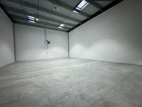 logistics - Light Industrial Premises / Offices For Rent - gallery thumbnail - 4