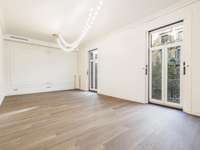 living - Piso de 200m² en venta en Eixample Derecho, Barcelona - gallery thumbnail - 4