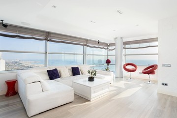 living - Ático de 175m² con 70m² terraza en venta en Poblenou - featured