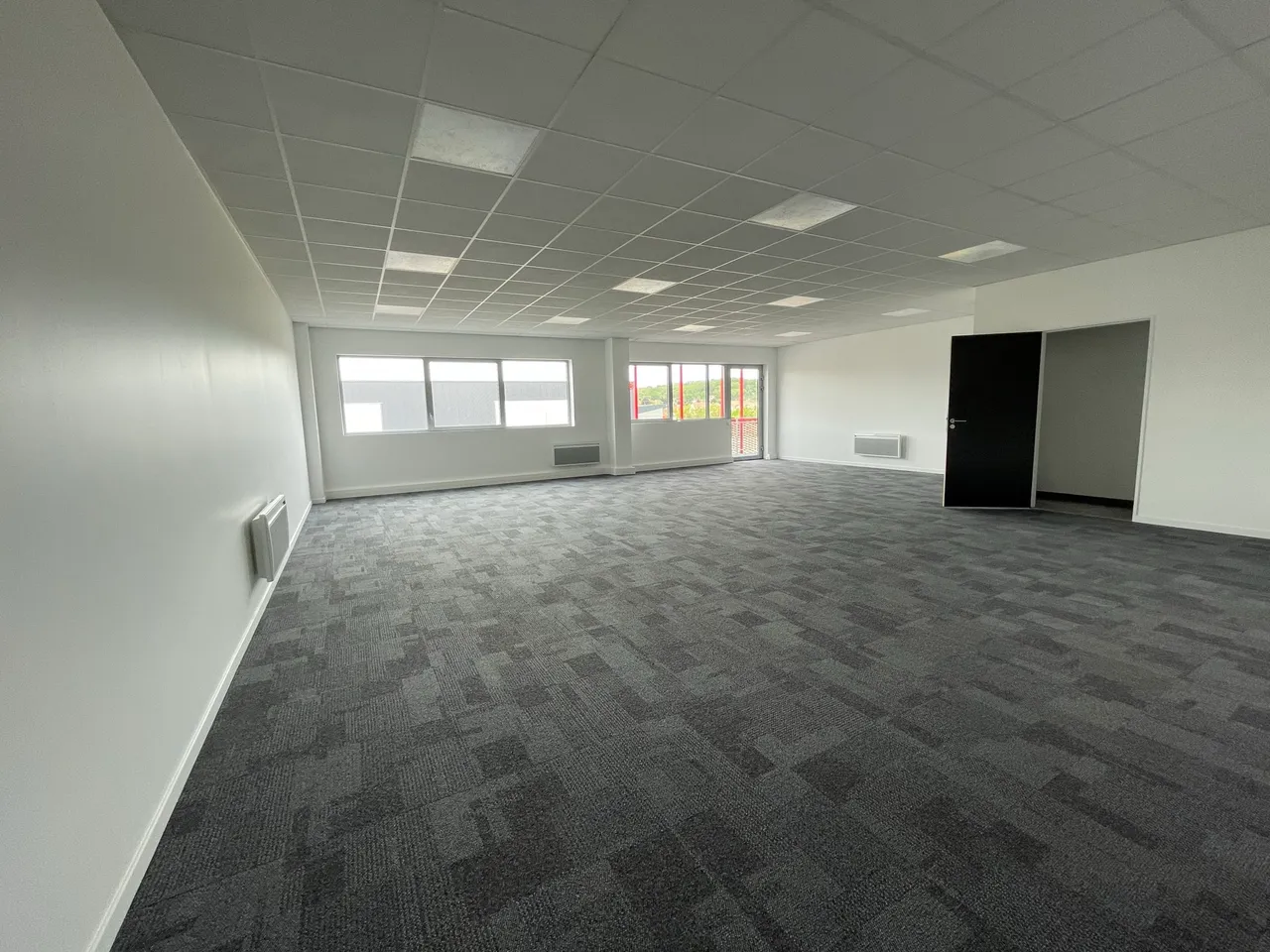 logistics - Activités / Bureaux À Vendre - gallery - 3