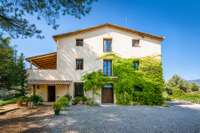 living - Casa rural de 387m² con 44m² terraza en venta en Penedès - gallery thumbnail - 2