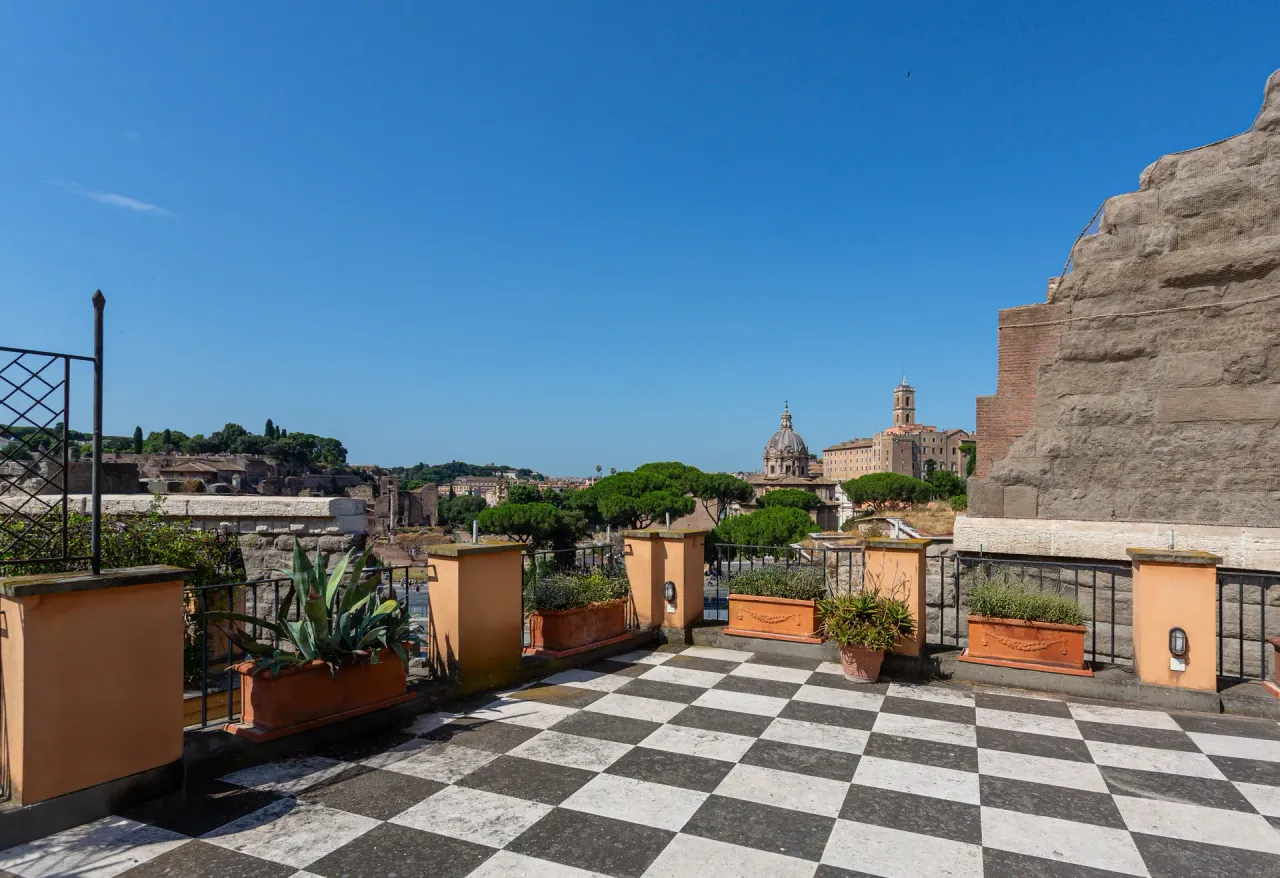 living - Via Tor de' Conti n. 9/10 Roma - Living - Dils - gallery - 3