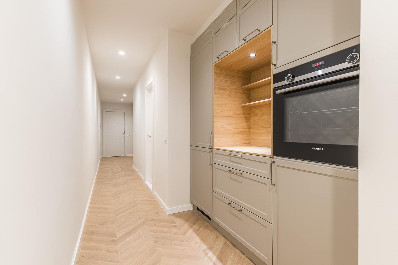 living - Piso de 112m² con 9m² terraza en venta en Les Corts - gallery thumbnail - 8