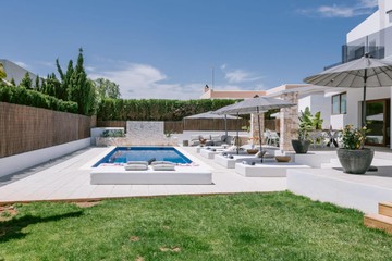 living - 325m² house / villa for sale in San José, Balearic Islands - featured