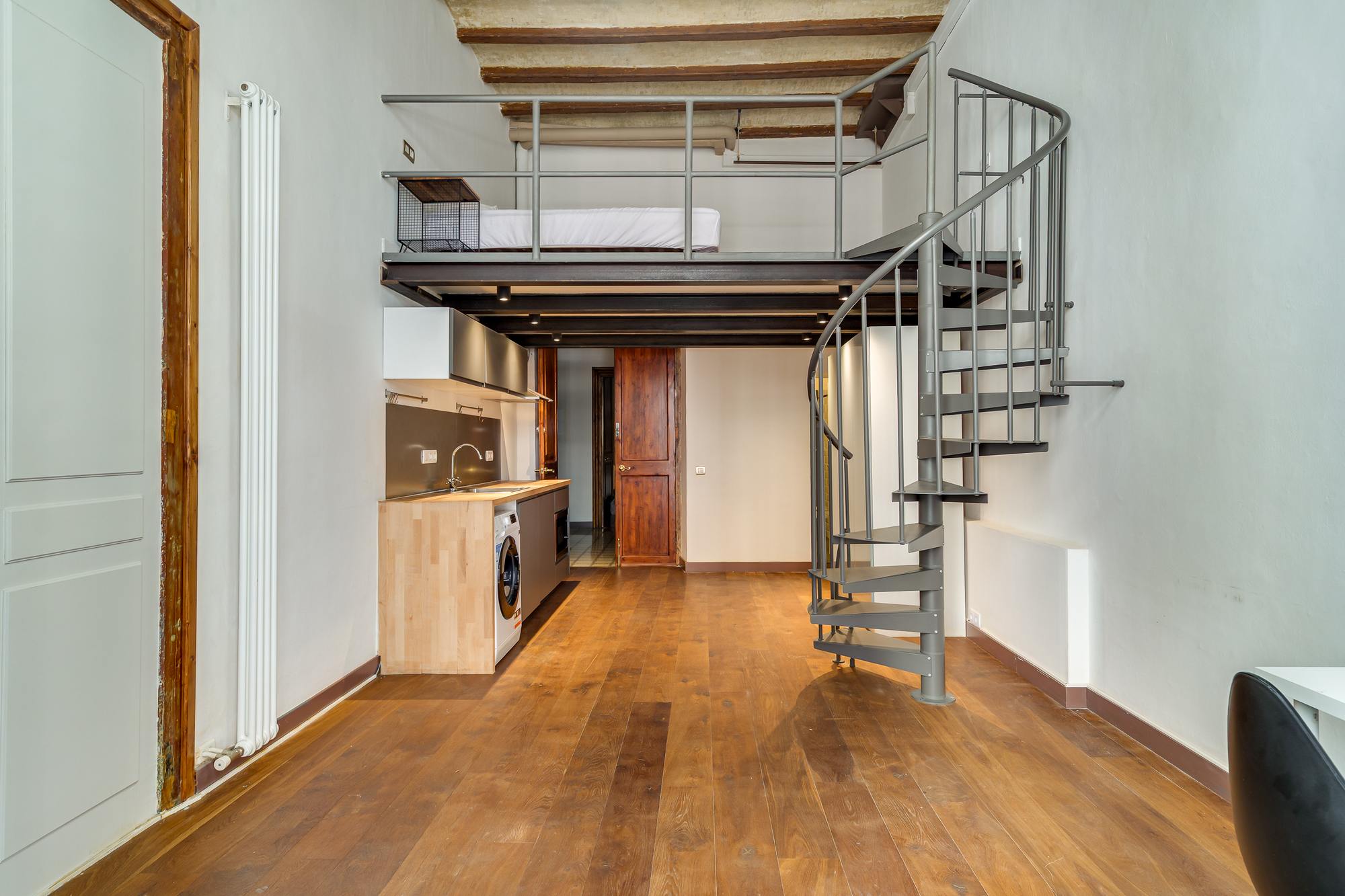 living - 389m² apartment with 212m² terrace for sale in El Raval - gallery thumbnail - 6