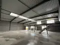 logistics - Activités / Bureaux À Louer - gallery thumbnail - 2